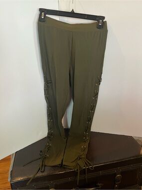 Olive Green Lace-Up Leggings